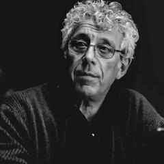 my ao3 profile picture; it's daniel molloy as played by eric bogosian.